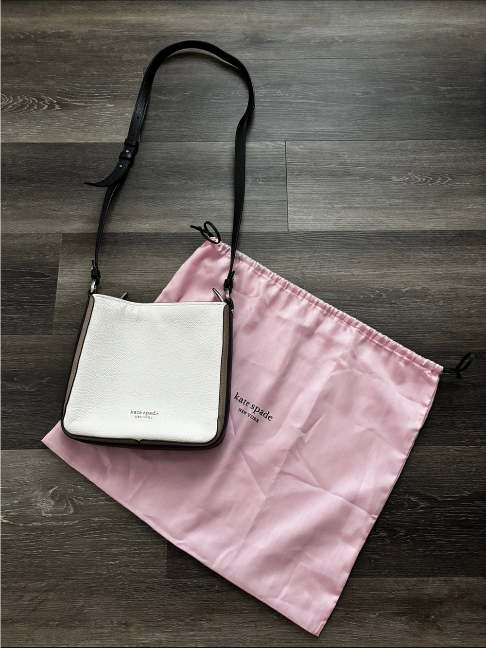 Kate Spade White Pebbled Leather Crossbody with Black Strap and Tan Trim